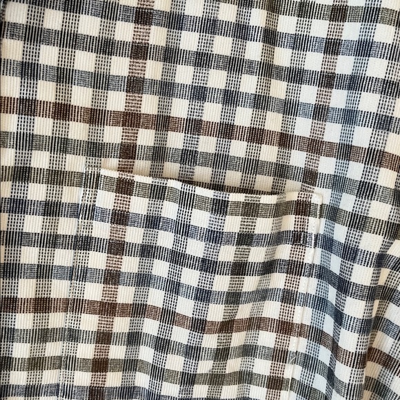 Johston & Murphy thin wale corduroy long sleeve button down shirt - Picture 3 of 5